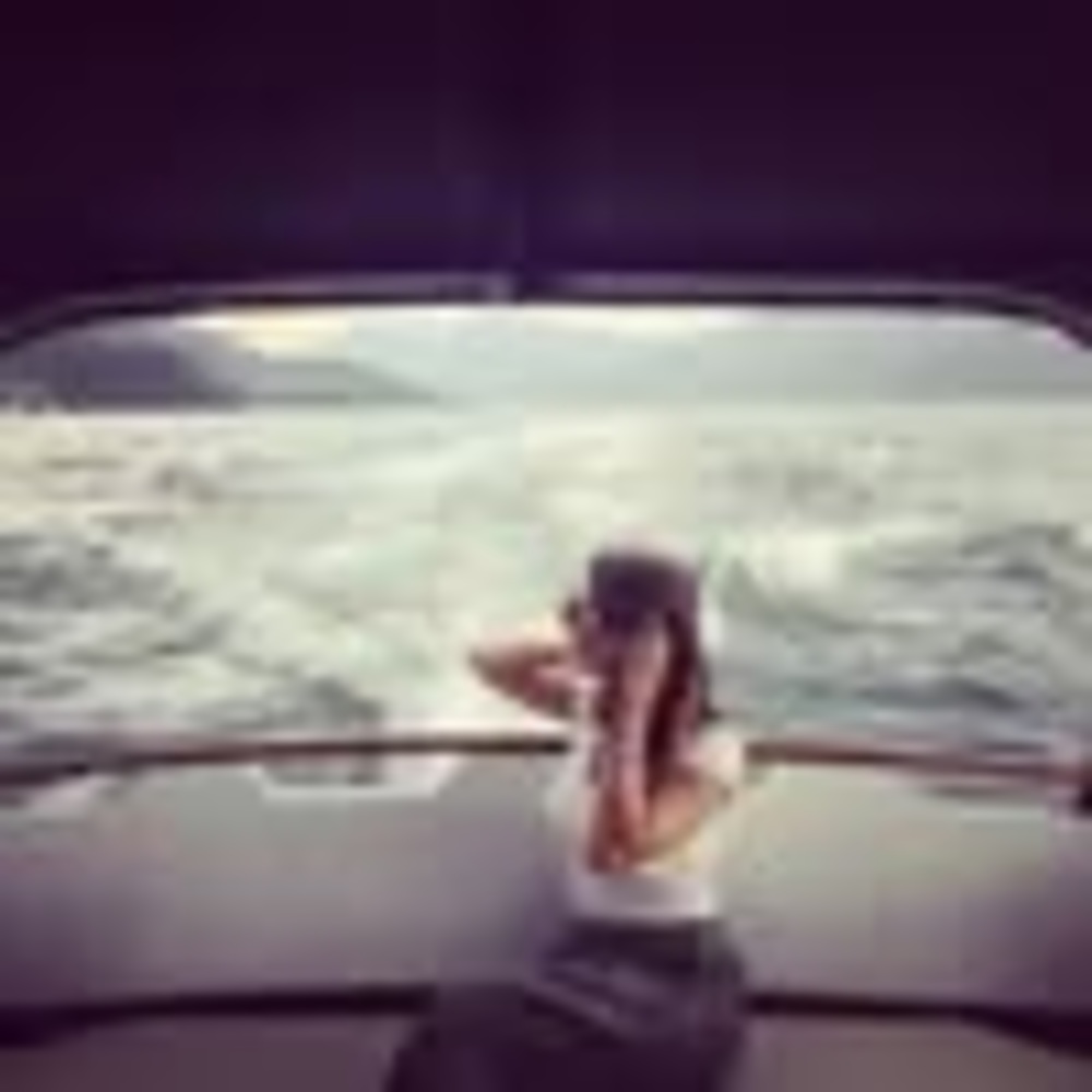 Meet your Posher, Asli